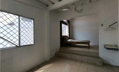 CASA EN VENTA BALLENITA  3 DORMITORIOS OPORTUNIDAD