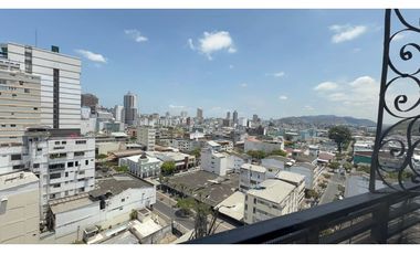 Malecón 2000, Amplio Departamento Exquisita Vista en Renta, 268m2