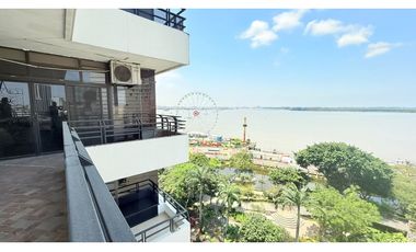 Malecón 2000, Amplio Departamento Exquisita Vista en Renta, 268m2