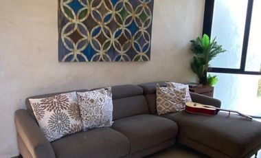 Casa en renta, Privada Toh, Yucatán Country Club