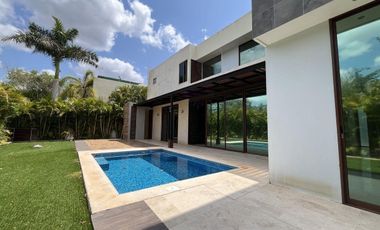 RESIDENCIA EN YUCATÁN COUNTRY CLUB AMPLIOS ESPACIOS