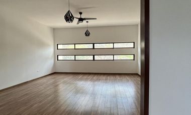 RESIDENCIA EN YUCATÁN COUNTRY CLUB AMPLIOS ESPACIOS