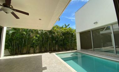 Casa en venta, Yucatán Country Club, Mérida Yucatán