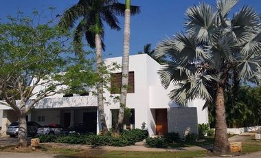 Casa en venta y renta, Yucatan Country Club, Norte