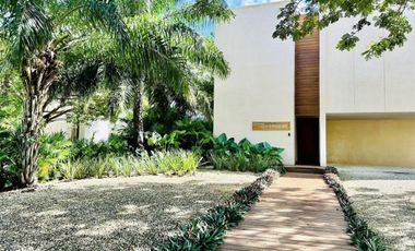 Casa en venta, Yucatán Country Club, Privada Kanha