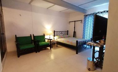 Vendo casa antigua en el Centro