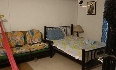 Vendo casa antigua en el Centro