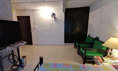 Vendo casa antigua en el Centro