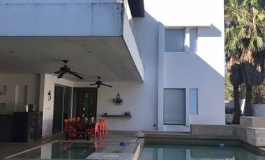 Casa en venta, Xpokin, Yucatán Country Club