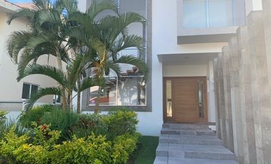 Casa en venta en Paraiso Country Club