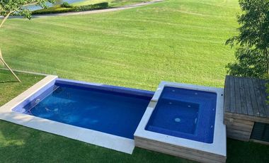 Casa en venta en Paraiso Country Club