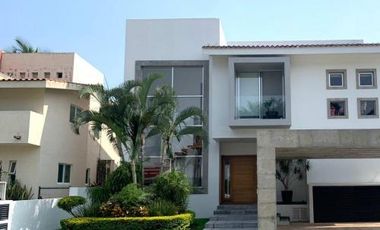 Casa en venta en Paraiso Country Club