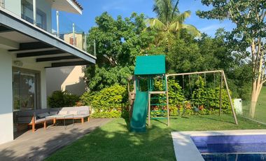 Casa en venta en Paraiso Country Club