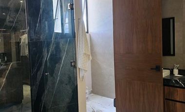 Casa en venta en Privada Oasis, Yucatan Country Club