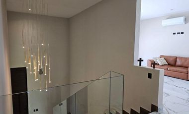 Casa en venta en Privada Oasis, Yucatan Country Club