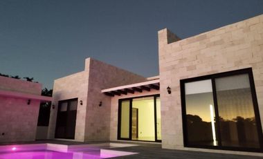 Casa en renta en Kilil en el Yucatán Country Club. Mérida.