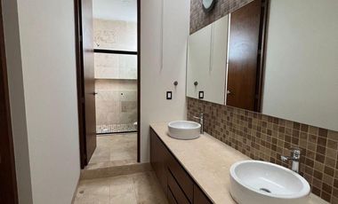 Casa en renta y en venta en Cutzam, Yucatan Country Club. Mérida, Yucatán