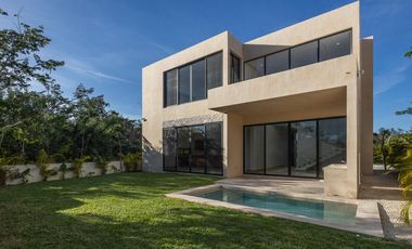 Casa en venta en Privada Cutzam, Yucatán Country Club