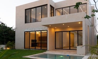 Casa en venta en Privada Cutzam, Yucatán Country Club