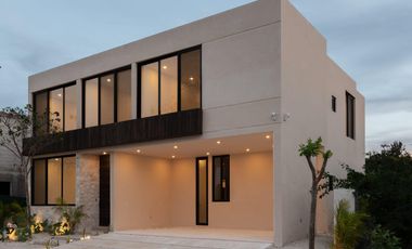 Casa en venta en Privada Cutzam, Yucatán Country Club