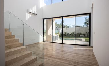 Casa en venta en Privada Cutzam, Yucatán Country Club