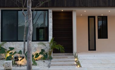 Casa en venta en Privada Cutzam, Yucatán Country Club