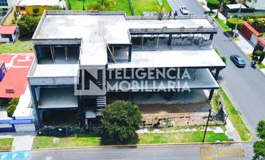 LOCALES EN RENTA EN PLAZA COMERCIAL - TECAMAC OJO DE AGUA.