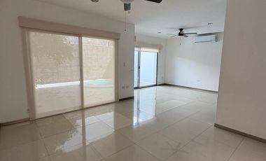 SE RENTA CASA EN FRACCIONAMIENTO PRIVADO