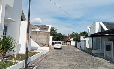 Dijual Rumah Baru Bagus Siap Huni Harga Murah Dekat RSI Klaten