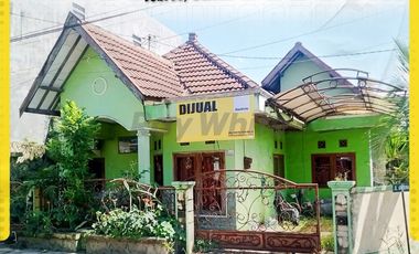 Rumah Hook Harga Murah Tanah Luas Lokasi Jebres Dekat Kampus UNS Solo