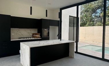 Casa en venta en Yucatán Country Club, Kutz, Mérida, Yucatan