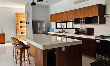 Casa en venta, Privada Oasis, Yucatán Country Club