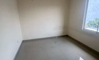 Disewakan rumah hadap timur di CLUSTER SUTERA ARUNA ALAM SUTERA