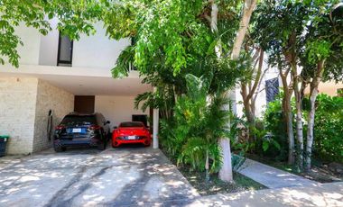 Casa en venta, Oasis Yucatan Country Club