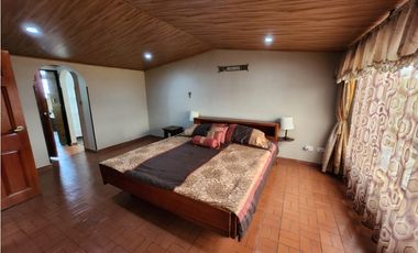 Arriendo Casa en Chía, cerca via guaymaral