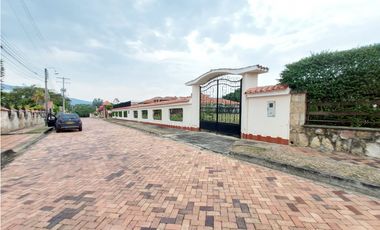 VENTA EXCELENTE LOTE EN CHINAUTA C/MARCA CON UNA ESPECTACULAR VISTA