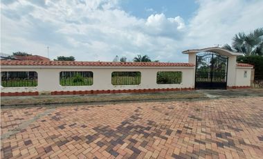 VENTA EXCELENTE LOTE EN CHINAUTA C/MARCA CON UNA ESPECTACULAR VISTA