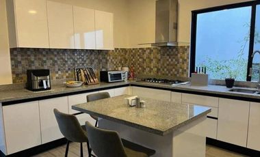 Casa en venta en Privada Oasis en el Yucatan Country Club