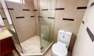 VENDO CASA DE OPORTUNIDAD 6 HAB LOTE 5.000M2 CERROS DE YERBABUENA CHIA