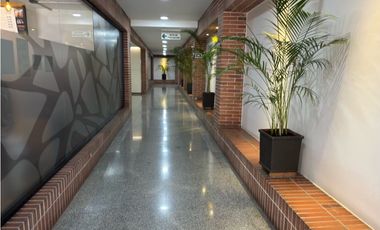 ARRIENDO OFICINA 215m2 + GARAJES + DEPOSITO EXTERIOR CHAPINERO