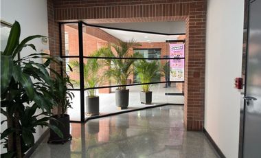 ARRIENDO OFICINA 215m2 + GARAJES + DEPOSITO EXTERIOR CHAPINERO