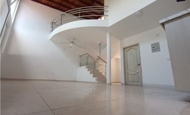 HERMOSA CABAÑA RESIDENCIAL EN BELLO HORIZONTE -  070