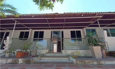 HERMOSA CABAÑA RESIDENCIAL EN BELLO HORIZONTE -  070