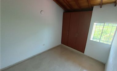 HERMOSA CABAÑA RESIDENCIAL EN BELLO HORIZONTE -  070