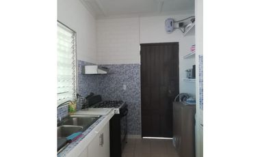 CORONADO / 1048 M2 / 3 HABITACIONES / PISCINA / NEGOCIABLE