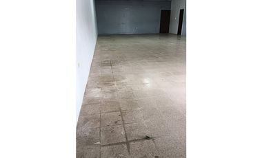 NUEVO TOCUMEN / LOCAL COMERCIAL / 150 M2 / VIA PRINCIPAL