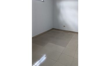 NUEVO TOCUMEN / LOCAL COMERCIAL / 150 M2 / VIA PRINCIPAL