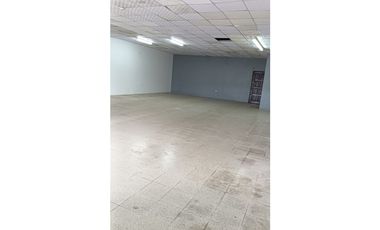 NUEVO TOCUMEN / LOCAL COMERCIAL / 150 M2 / VIA PRINCIPAL