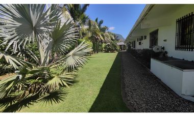 Venta de amplia y moderna casa en El Valle de Antón GTA