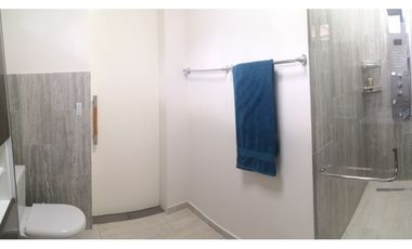 Venta de amplia y moderna casa en El Valle de Antón GTA